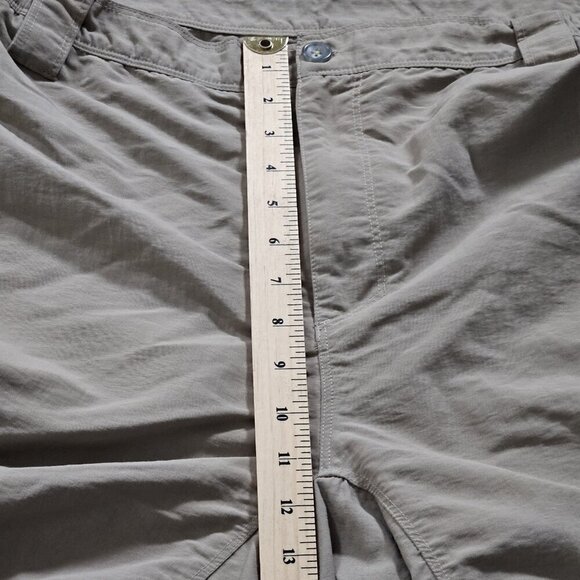 The North Face Shorts Mens XL Beige Cargo Utility Nylon Pockets Outdoor Gorpcore - Picture 6 of 16